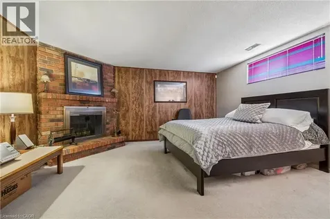 21 Lionshead Brampton ON L6S 3X2