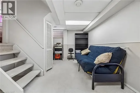 21 Lionshead Brampton ON L6S 3X2