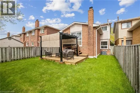 21 Lionshead Brampton ON L6S 3X2