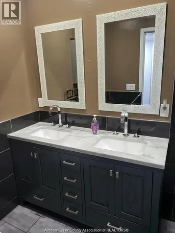 1 Wilder South Lakeshore ON N8N 2S9