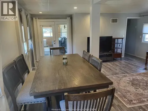 1 Wilder South Lakeshore ON N8N 2S9