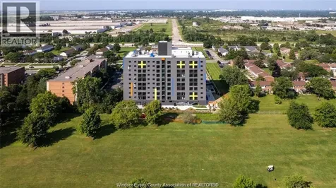 3100 Meadowbrook Windsor ON N8T 3H4