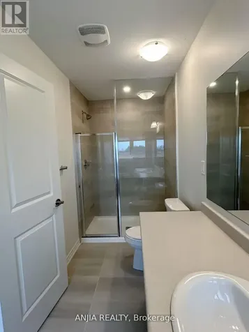 65 Greer Street Barrie ON L9J 0R5