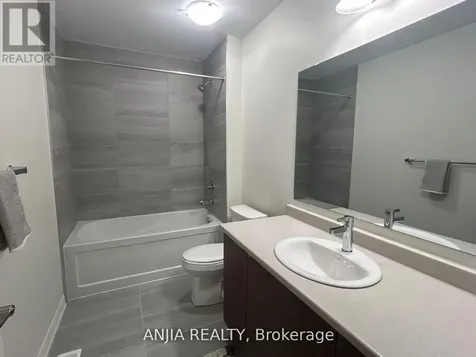 65 Greer Street Barrie ON L9J 0R5