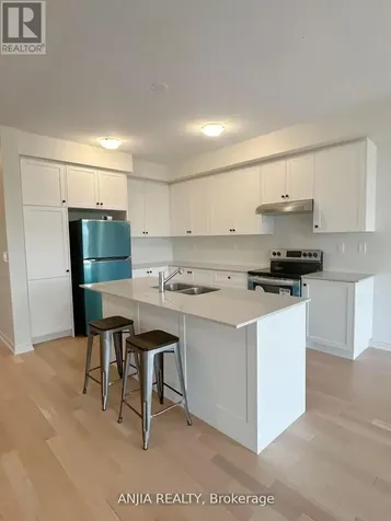 65 Greer Street Barrie ON L9J 0R5