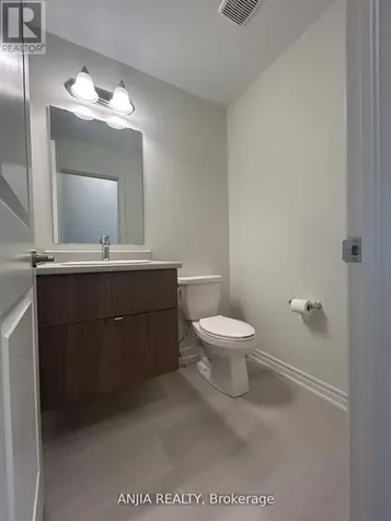 65 Greer Street Barrie ON L9J 0R5