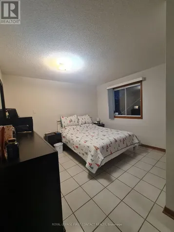 1307 River Road East Road Wasaga Beach ON L9Z 2R7
