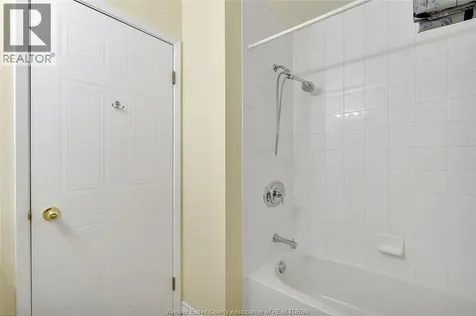 1655 Grand Marais Walk Windsor ON N9E 4W4