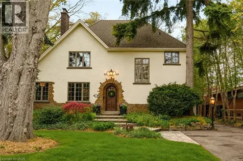 3081 Balmoral Avenue Burlington ON L7N 1E5