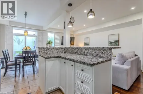 49 Marina Point Crescent North Hamilton ON L8E 0E4