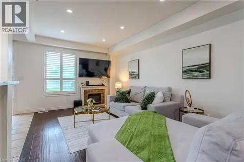 49 Marina Point Crescent North Hamilton ON L8E 0E4