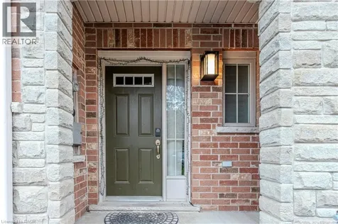 49 Marina Point Crescent North Hamilton ON L8E 0E4