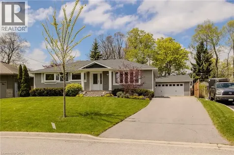 5411 Cornwall Crescent Burlington ON L7L 3K2