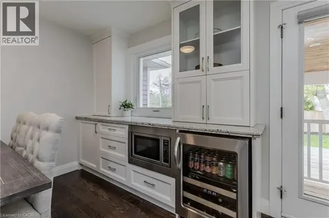 5411 Cornwall Crescent Burlington ON L7L 3K2