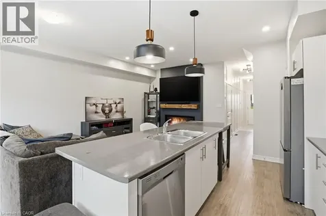 19 Mia Drive Hamilton ON L9B 0K1