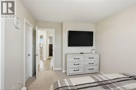 19 Mia Drive Hamilton ON L9B 0K1