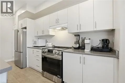19 Mia Drive Hamilton ON L9B 0K1