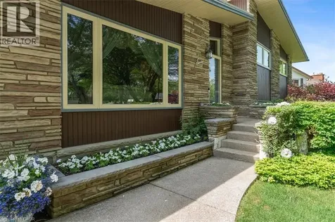 7 Glenayr Place St. Catharines ON L2T 2A2