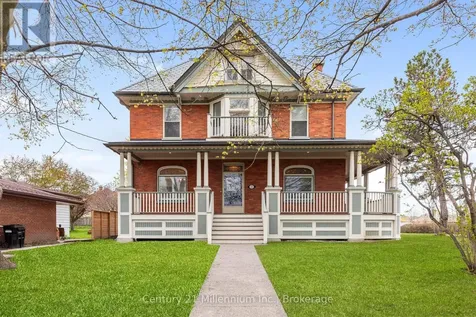 3 Minnesota Street Collingwood ON L9Y 3S2