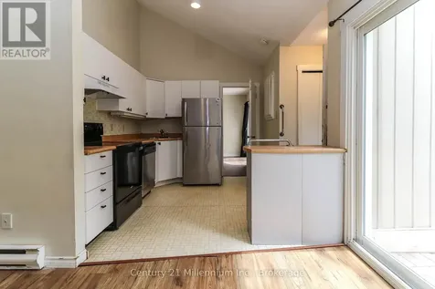 22 Dawson Drive Collingwood ON L9Y 5B4