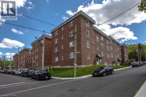 21 Mountwood Avenue Hamilton ON L8N 2G8
