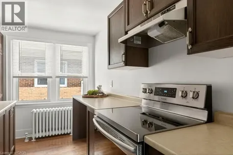 21 Mountwood Avenue Hamilton ON L8N 2G8
