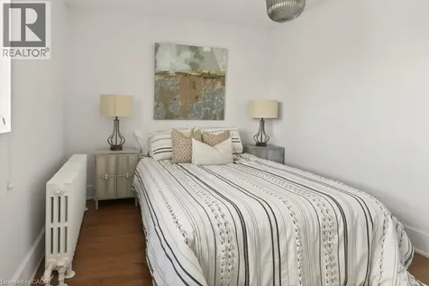 21 Mountwood Avenue Hamilton ON L8N 2G8