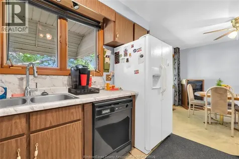 302 West Pike Creek Road Lakeshore ON N8N 2L9