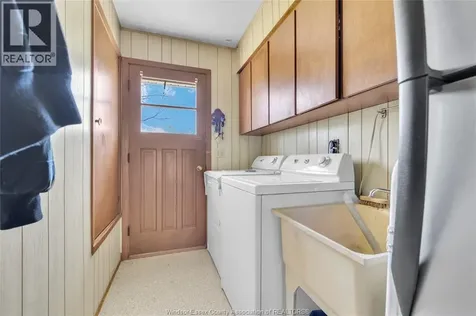 302 West Pike Creek Road Lakeshore ON N8N 2L9