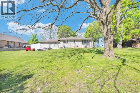 302 West Pike Creek Road Lakeshore ON N8N 2L9