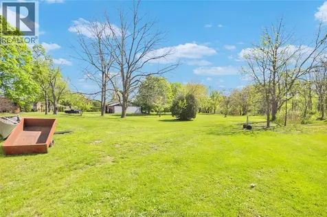 302 West Pike Creek Road Lakeshore ON N8N 2L9