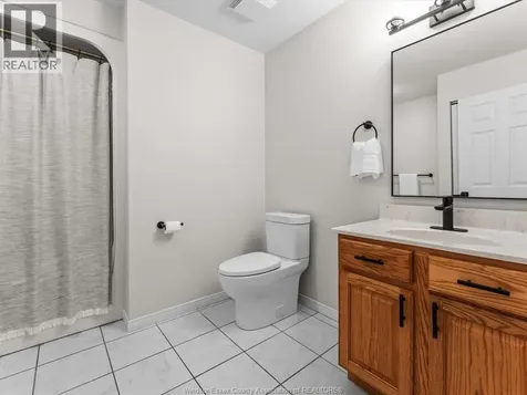 978 Wride Avenue Kingsville ON N9Y 4B7