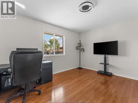 978 Wride Avenue Kingsville ON N9Y 4B7