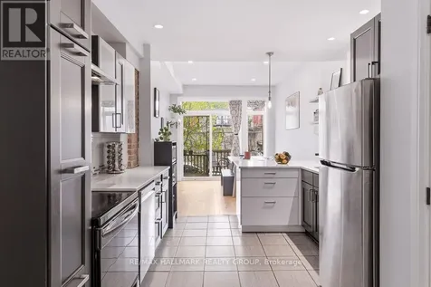 81 Anderson Street Ottawa ON K1R 6T6