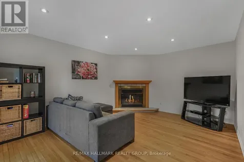3327 Descotes Circle Clarence-rockland ON K4K 1A7
