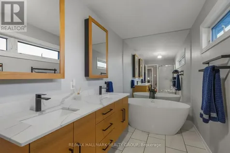 3327 Descotes Circle Clarence-rockland ON K4K 1A7