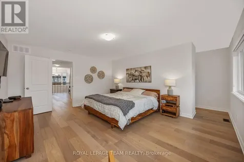 337 Serenade Crescent Ottawa ON K1X 0B9
