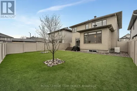 337 Serenade Crescent Ottawa ON K1X 0B9
