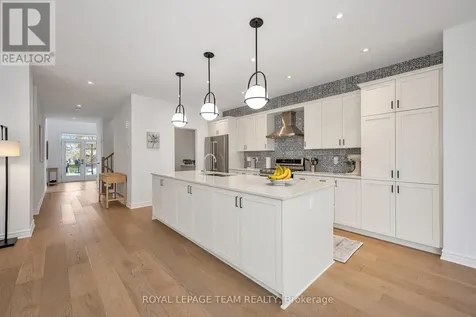 337 Serenade Crescent Ottawa ON K1X 0B9