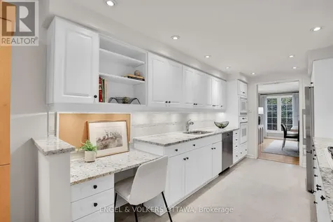 34 Chatsworth Crescent Ottawa ON K1V 9Z1