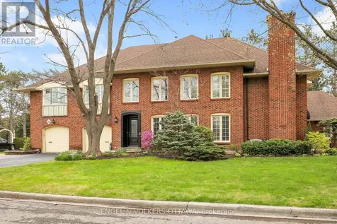 34 Chatsworth Crescent Ottawa ON K1V 9Z1