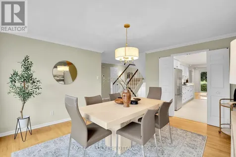 34 Chatsworth Crescent Ottawa ON K1V 9Z1