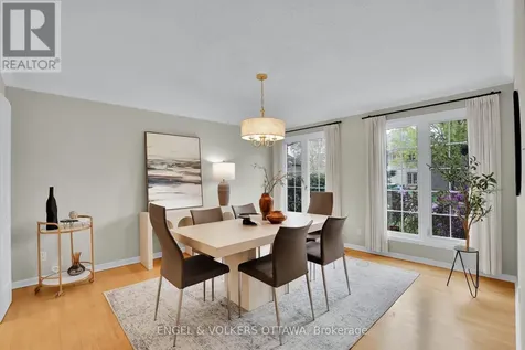 34 Chatsworth Crescent Ottawa ON K1V 9Z1