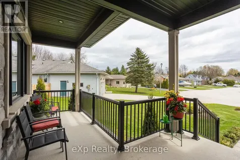 43 Country Crescent Meaford ON N4L 1L7
