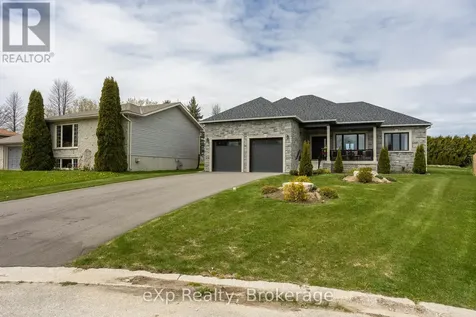 43 Country Crescent Meaford ON N4L 1L7