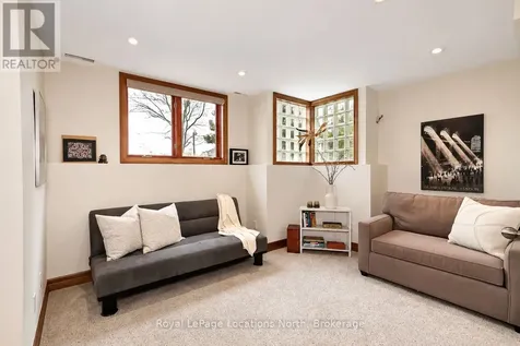 224 Blueski George Crescent Blue Mountains ON L9Y 0V6
