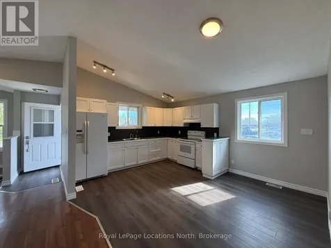 51 Raglan Street Collingwood ON L9Y 4Y6