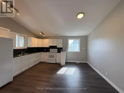 51 Raglan Street Collingwood ON L9Y 4Y6