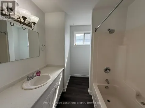 51 Raglan Street Collingwood ON L9Y 4Y6