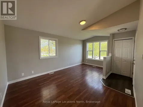 51 Raglan Street Collingwood ON L9Y 4Y6